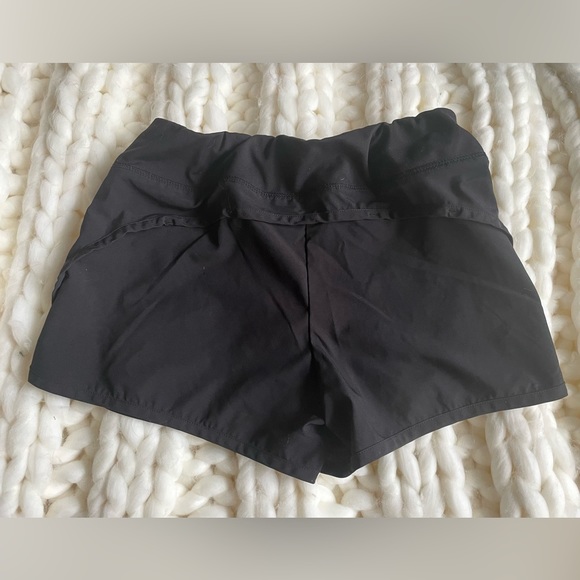 Workout shorts - Picture 2 of 2